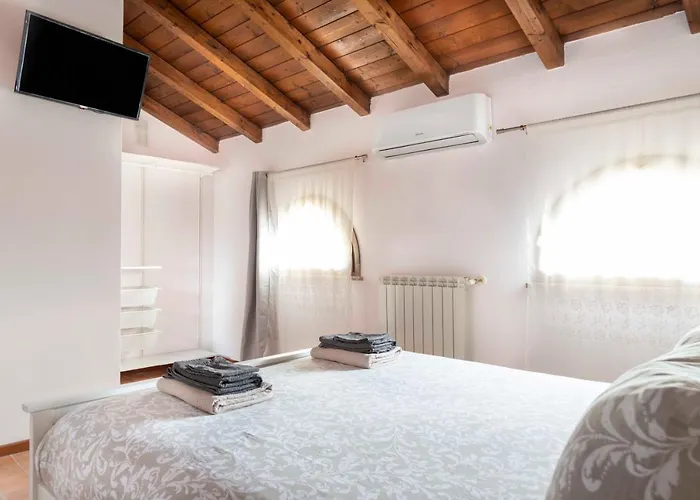 Il Falco Casa de Férias *