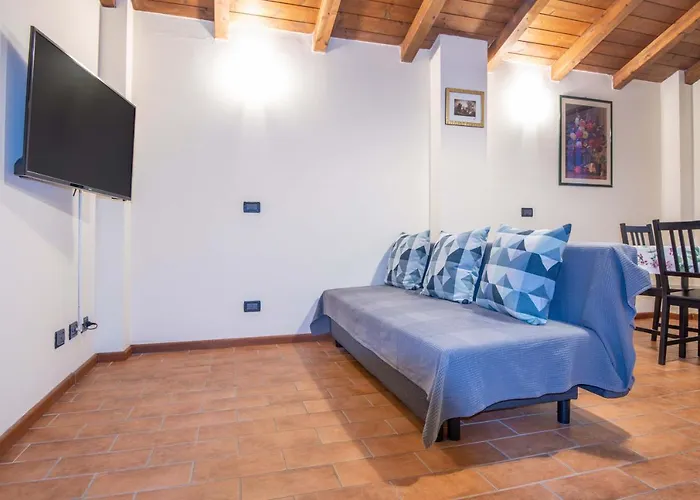 Semesterbostad Il Falco *